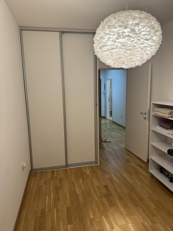 Slika 8 - Dvoiposoban stan na Telepu