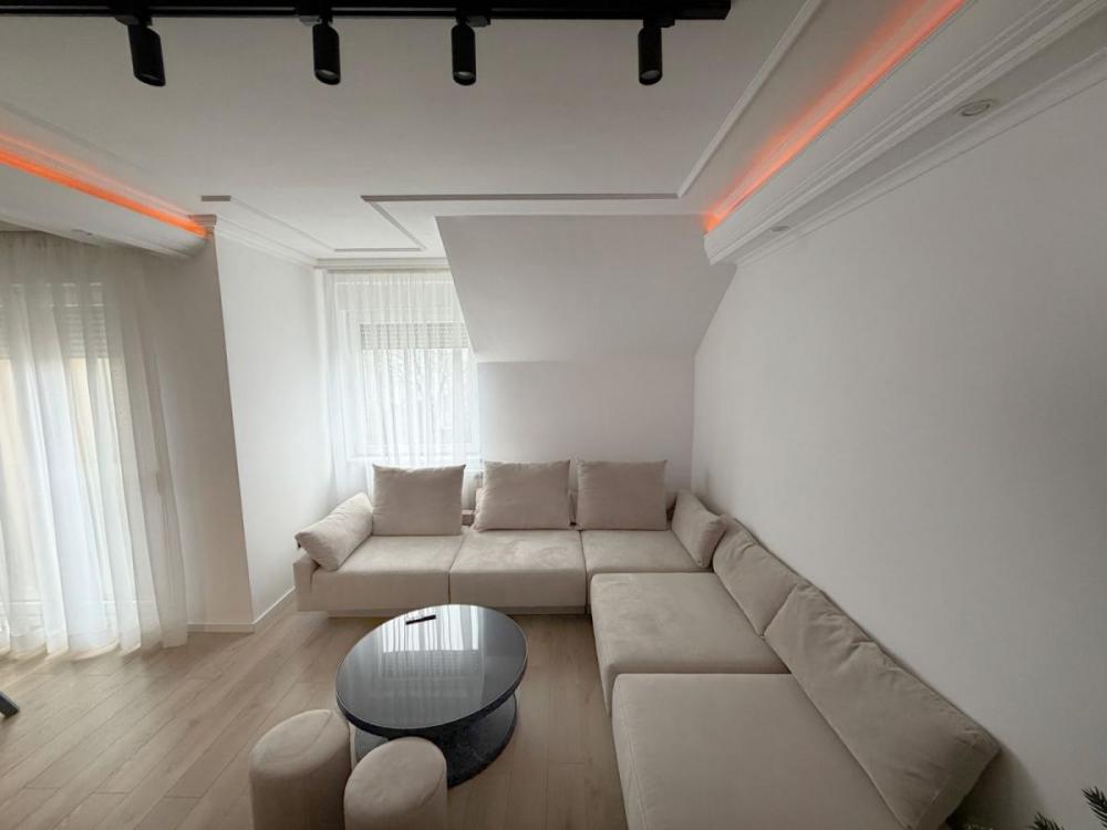 Slika 2 - Renoviran dvoiposoban dupleks Rotkvarija