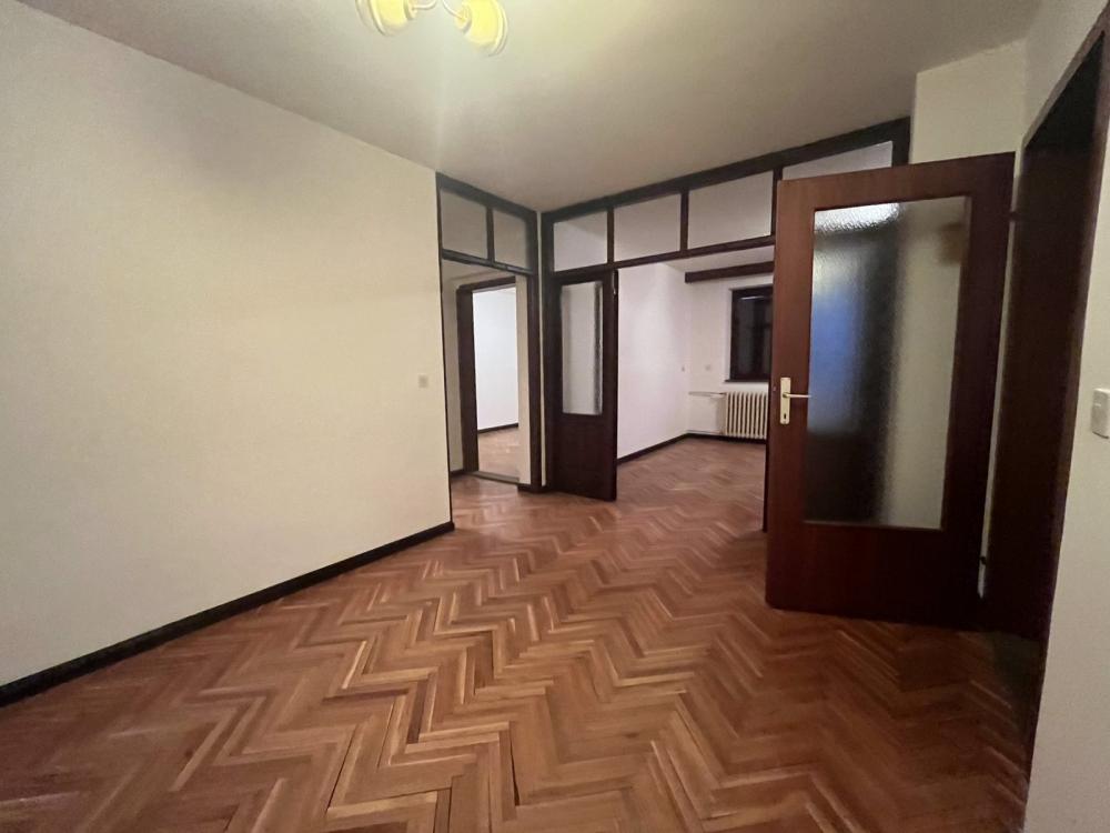 Slika 1 - Trosoban stan - Bulevar patrijarha Pavla - gratis terasa