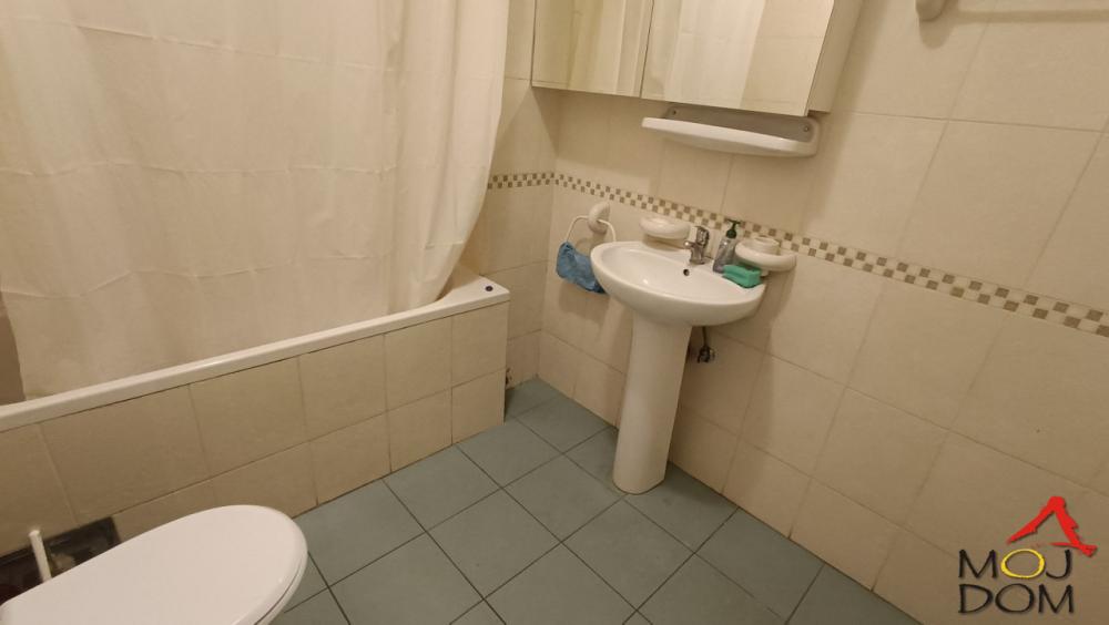 Slika 10 - Stan,NOVI SAD,BULEVAR,kv: 46, € 142140, ID: 1031433