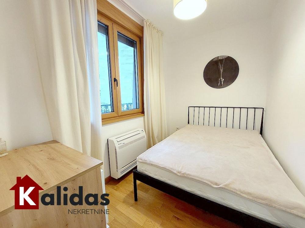 Slika 10 - Stan,NOVI SAD,GRBAVICA,kv: 39, € 159650, ID: 1008388