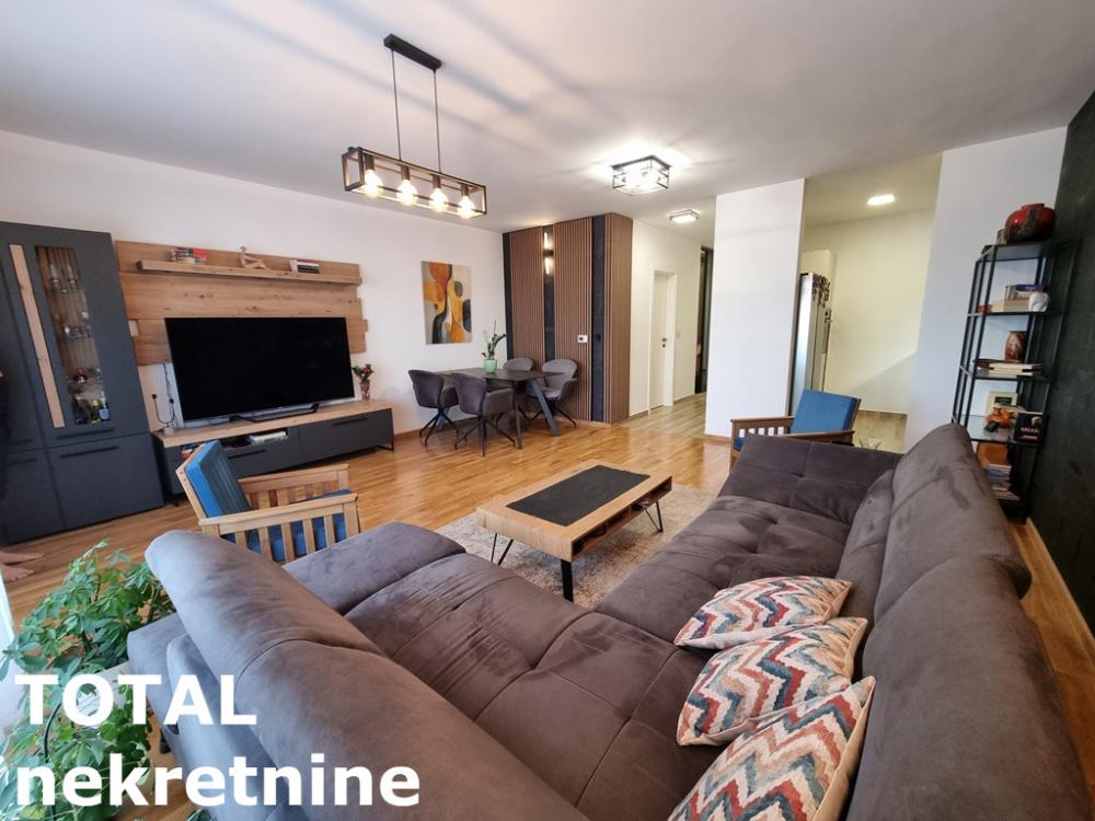 Slika 5 - Stan,PETROVARADIN,PETROVARADIN,kv: 98.00, € 233000, ID: 1101936