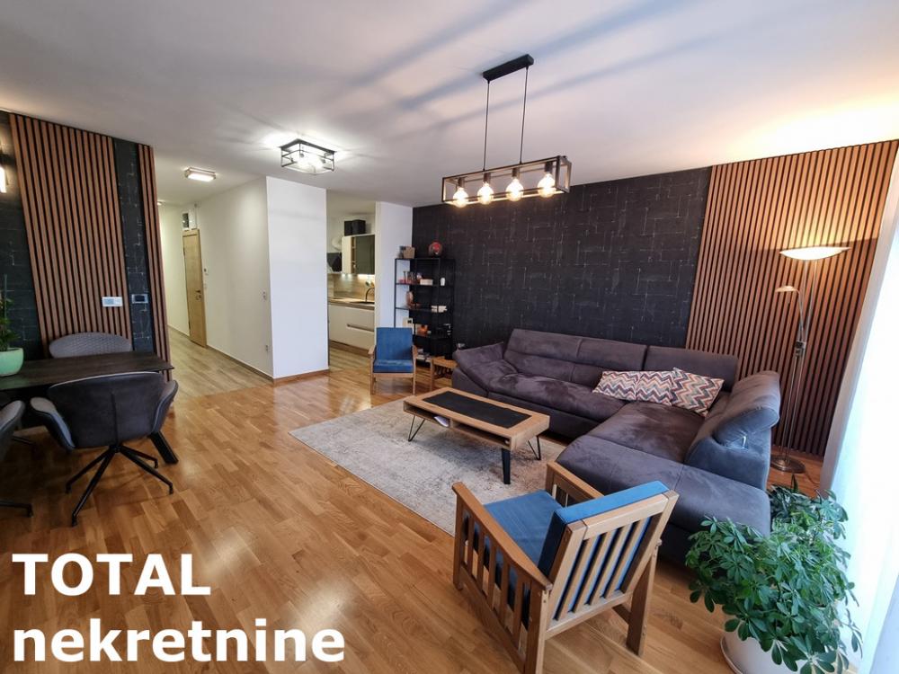 Slika 4 - Stan,PETROVARADIN,PETROVARADIN,kv: 98.00, € 233000, ID: 1101936