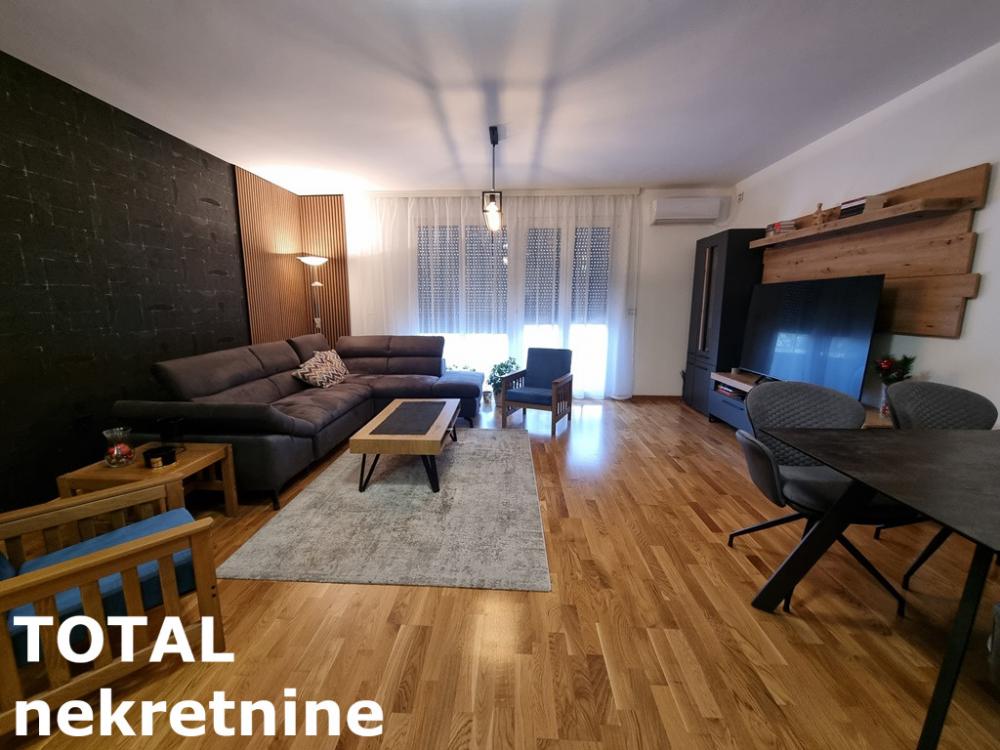 Slika 2 - Stan,PETROVARADIN,PETROVARADIN,kv: 98.00, € 233000, ID: 1101936