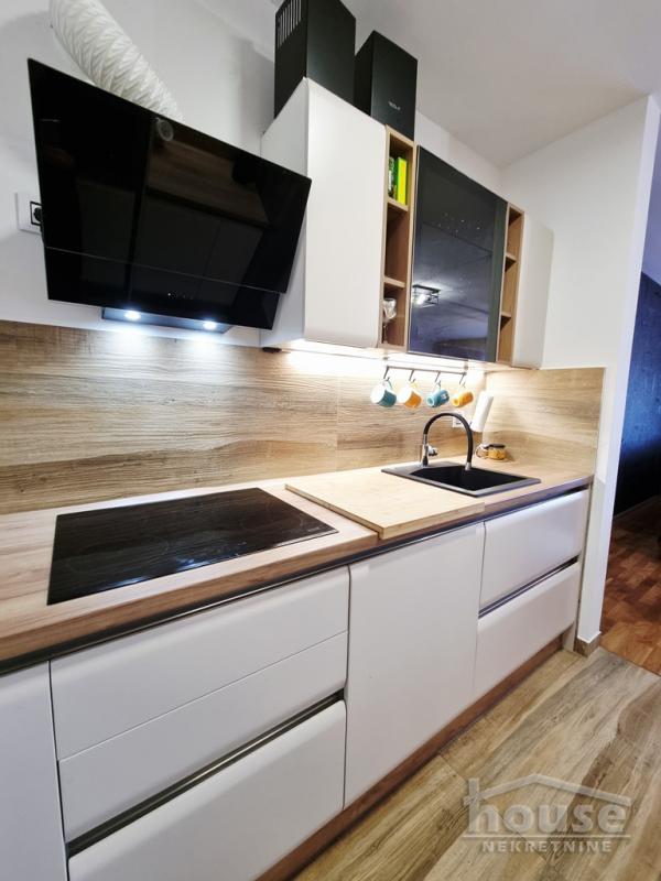 Slika 8 - Stan,PETROVARADIN,PETROVARADIN,kv: 98.00, € 233000, ID: 1065088