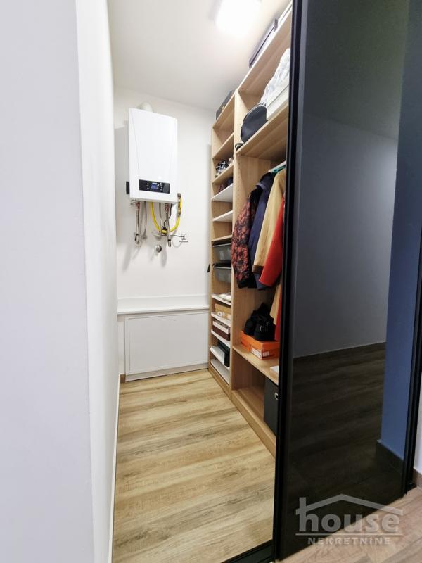 Slika 11 - Stan,PETROVARADIN,PETROVARADIN,kv: 98.00, € 233000, ID: 1065088