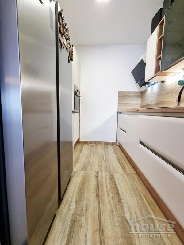 Slika 9 - Stan,PETROVARADIN,PETROVARADIN,kv: 98.00, € 233000, ID: 1065088