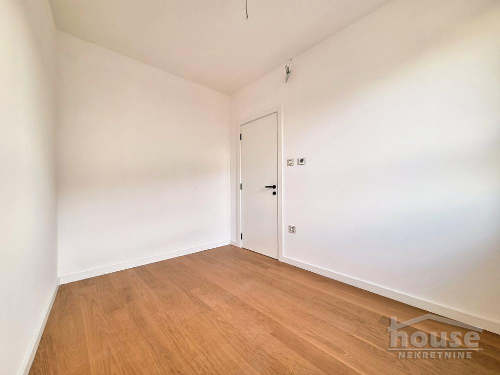 Slika 11 - Stan,NOVI SAD,CENTAR,kv: 82.00, € 238600, ID: 1065090