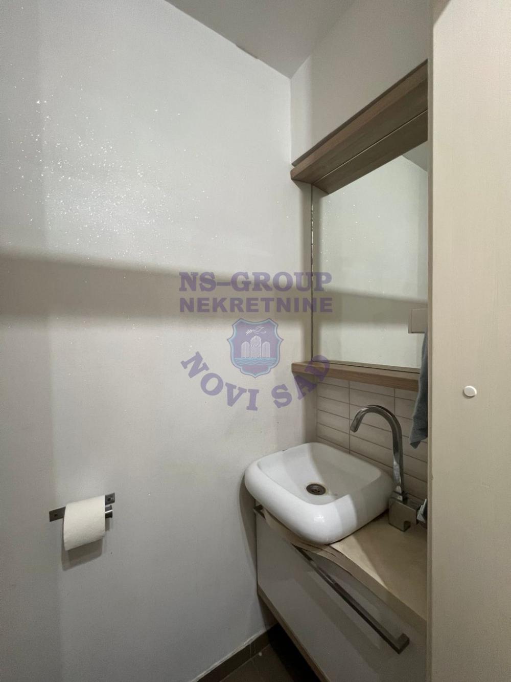 Slika 8 - Š: 560463 Odličan četvorosoban stan na Grbavici!