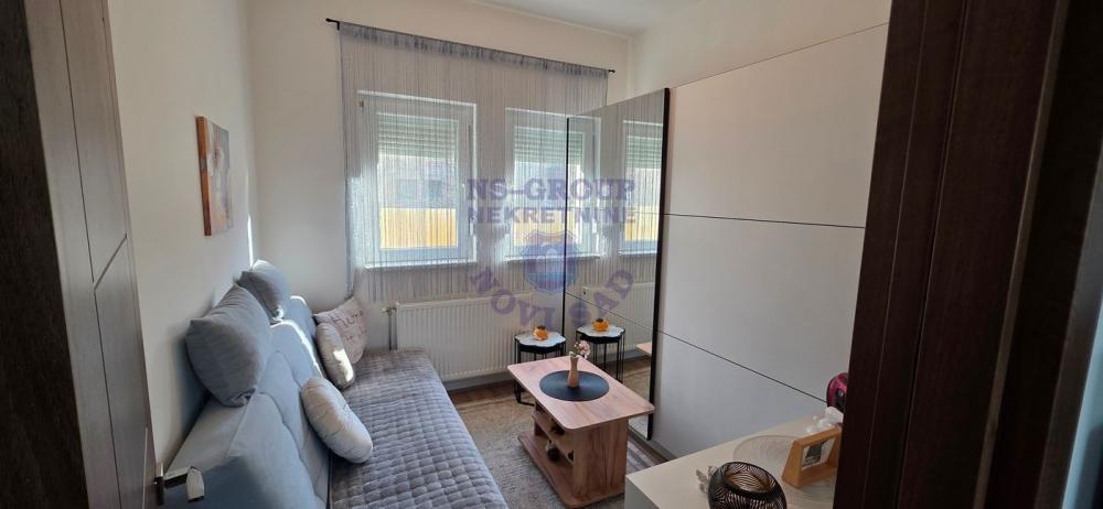 Slika 4 - 560664-Jednoiposoban-31m2-Somborska rampa!