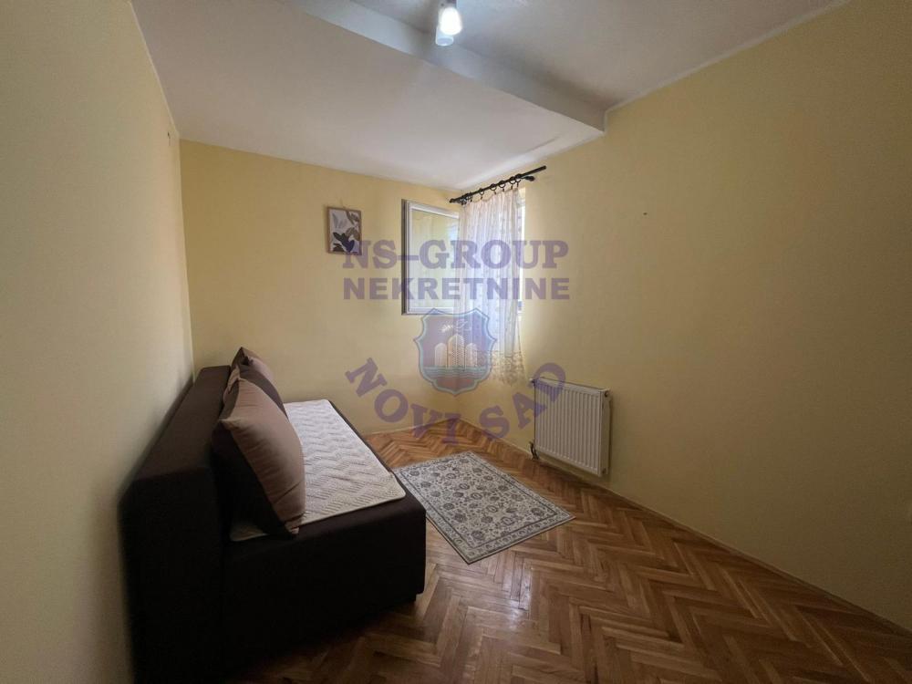 Slika 9 - 555902-Dvoiposoban na Socijalnom!