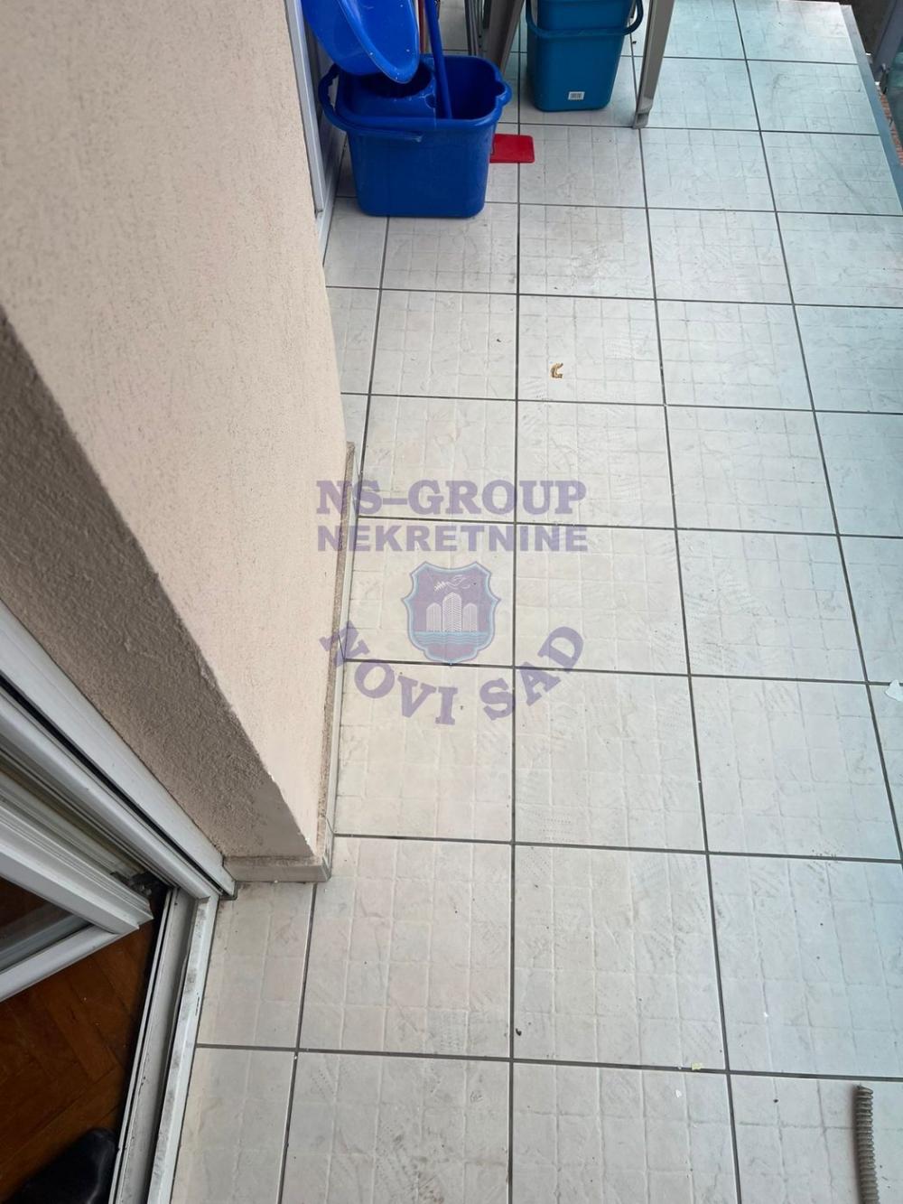 Slika 10 - 555902-Dvoiposoban na Socijalnom!