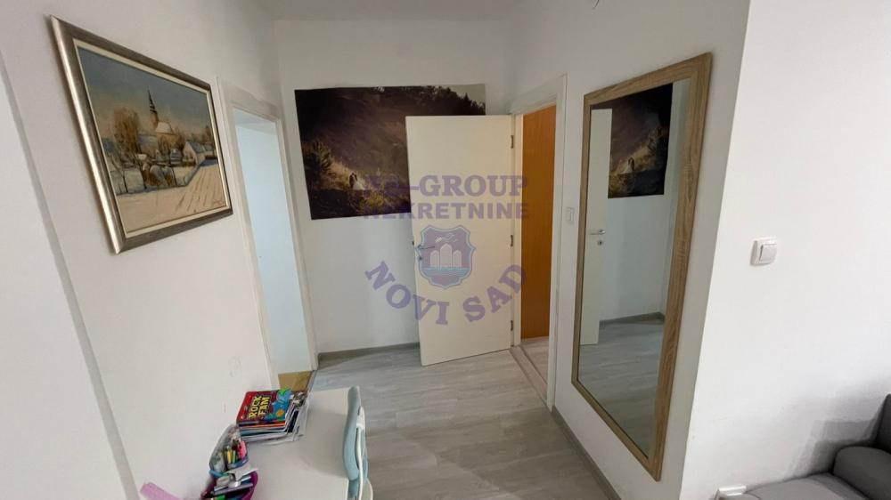 Slika 8 - 548493-Trosoban stan na Socijalnom!