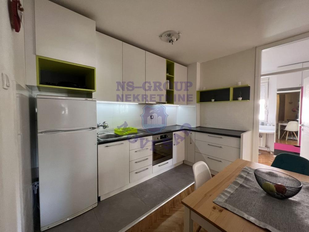 Slika 6 - Prodaja stana, 62m2, Grbavica Novi Sad, ima lift