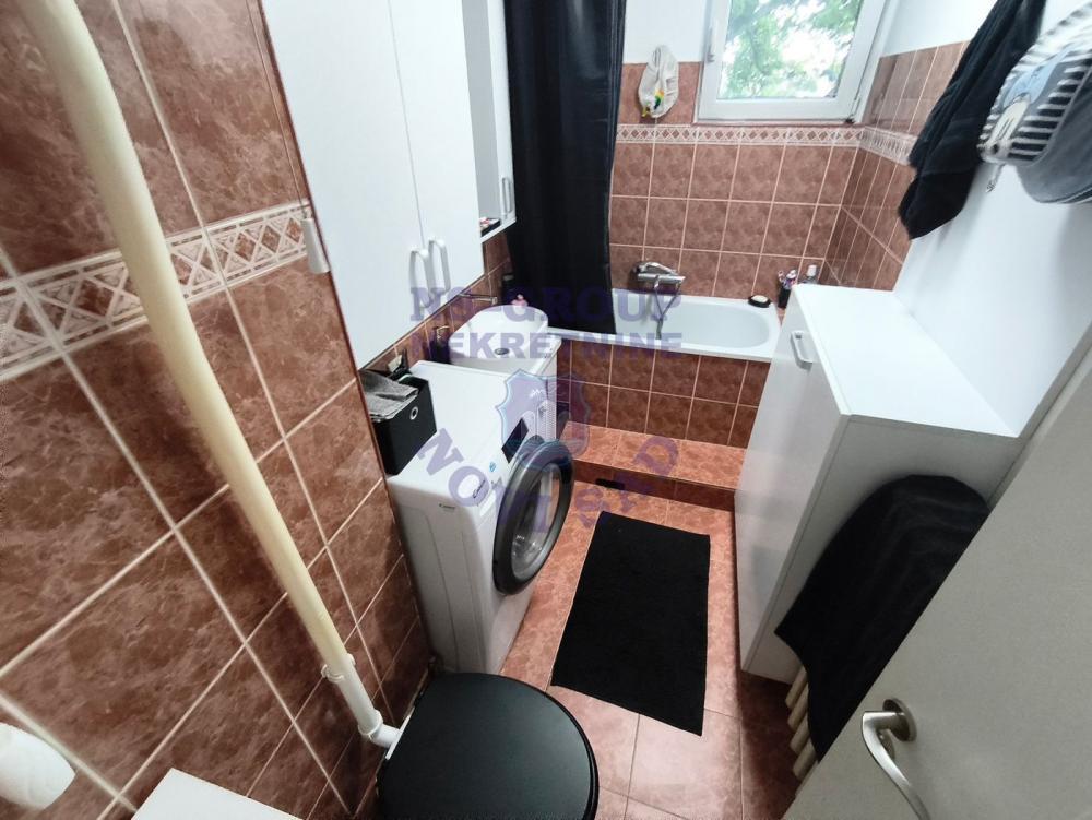 Slika 4 - Dvosoban, 55m2, Sajmište Novi Sad, sa terasom, ima lift