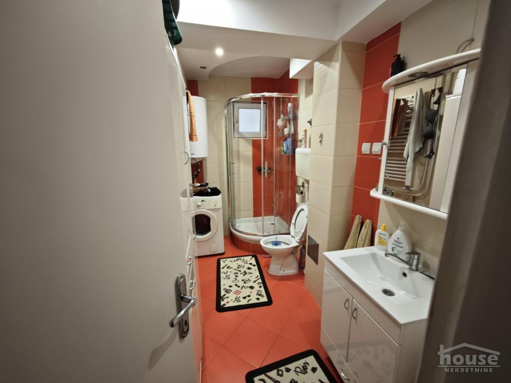 Slika 9 - Stan,NOVI SAD,LIMAN 2,kv: 70.00, € 250000, ID: 1065081