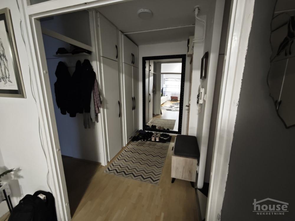 Slika 3 - Stan,NOVI SAD,LIMAN 2,kv: 70.00, € 250000, ID: 1065081