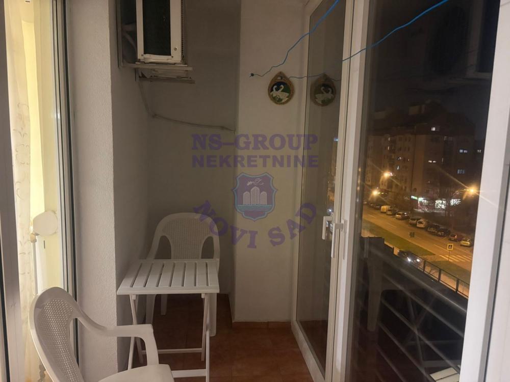 Slika 10 - Trosoban, 74m2, Liman 4 Novi Sad, sa terasom, ima lift