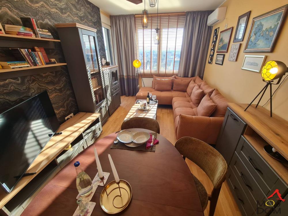 Slika 9 - Stan,NOVI SAD,SOMBORSKI BULEVAR,kv: 59, € 184500, ID: 1031535