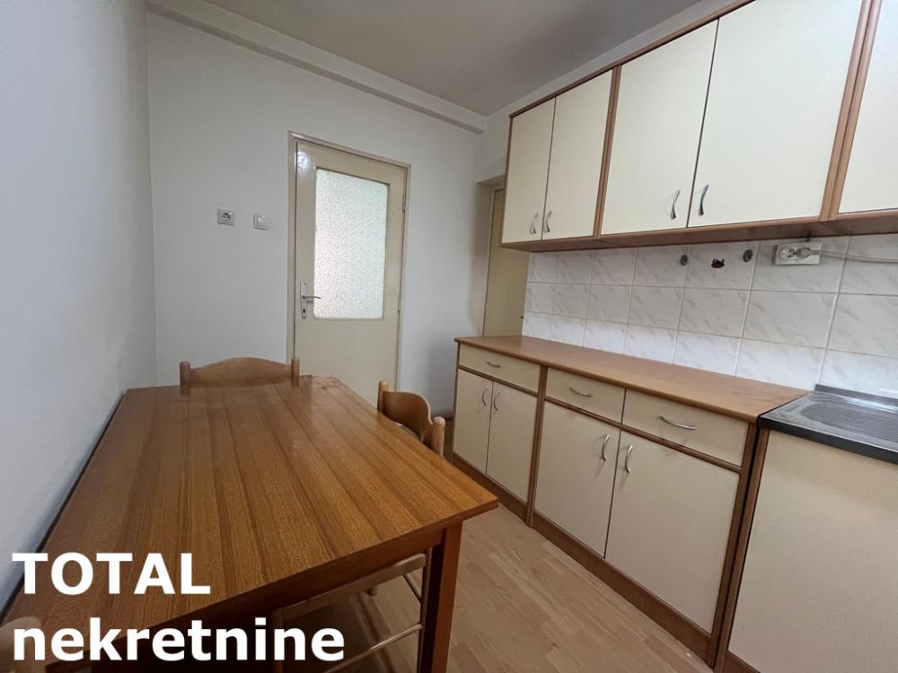 Slika 3 - Stan,NOVI SAD,DETELINARA,kv: 62.00, € 135000, ID: 1101960