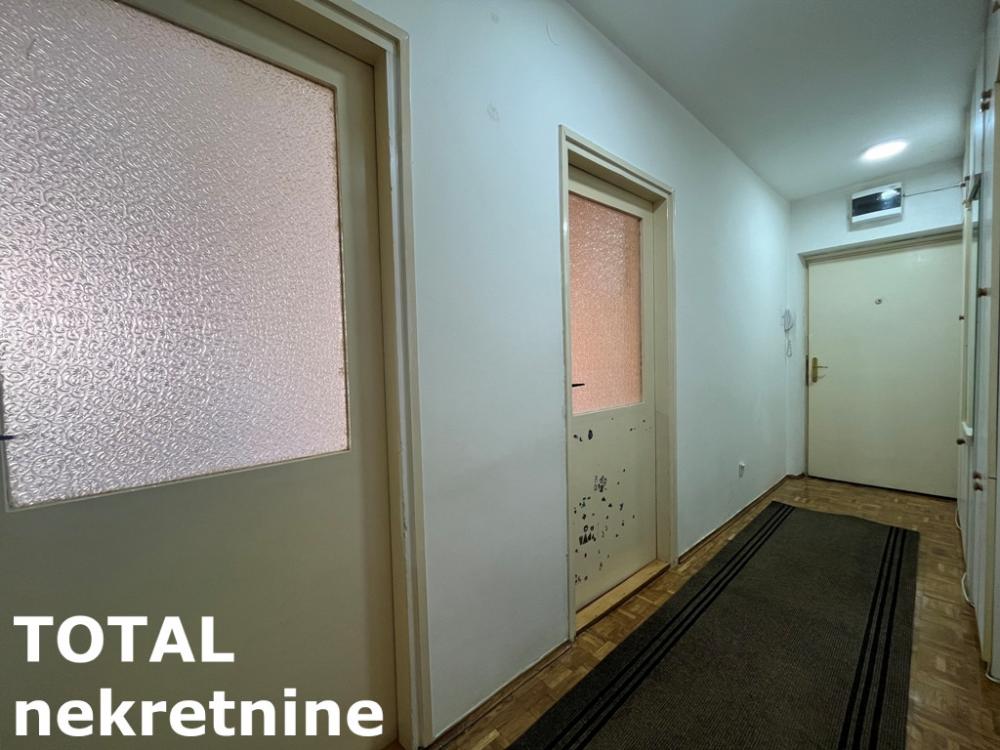 Slika 7 - Stan,NOVI SAD,DETELINARA,kv: 62.00, € 135000, ID: 1101960