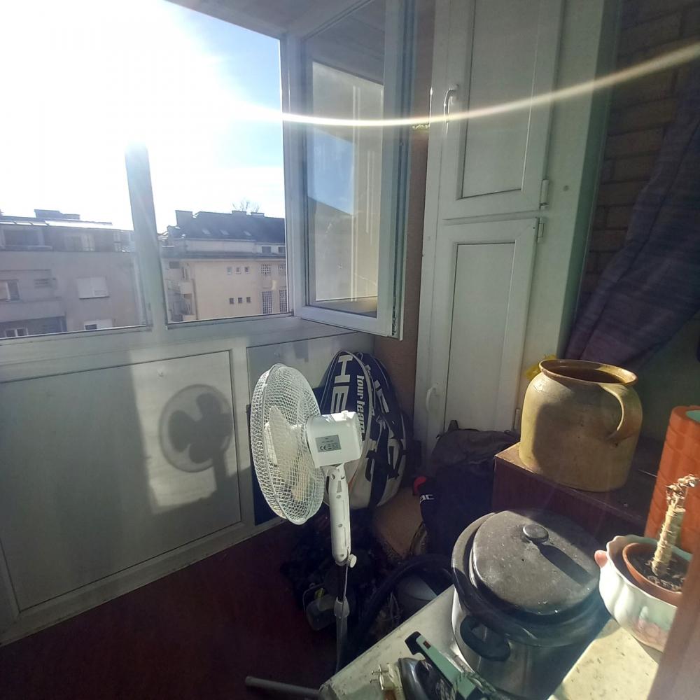 Slika 6 - Stan,NOVI SAD,KEJ,kv: 42, € 119000, ID: 1019280