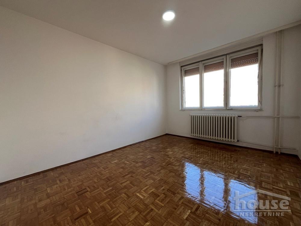 Slika 11 - Stan,NOVI SAD,DETELINARA,kv: 62.00, € 135000, ID: 1065112