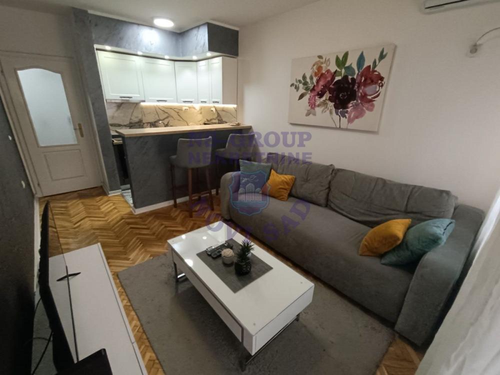 Slika 1 - 555068-Trosoban nov neuseljivan stan!