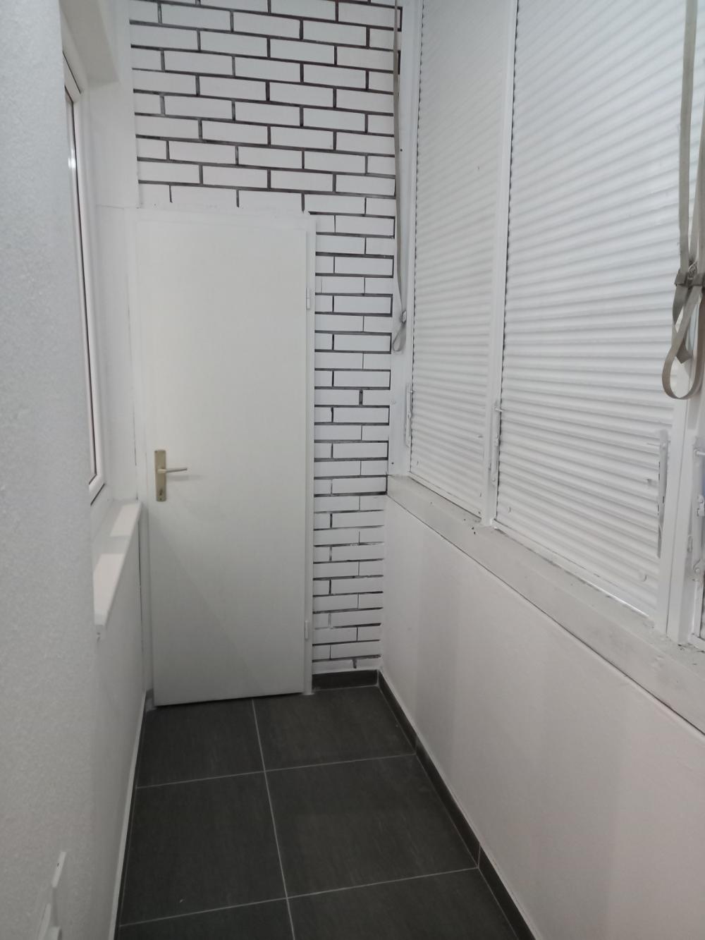 Slika 7 - Stan,NOVI SAD,CENTAR,kv: 47, € 159700, ID: 1019281