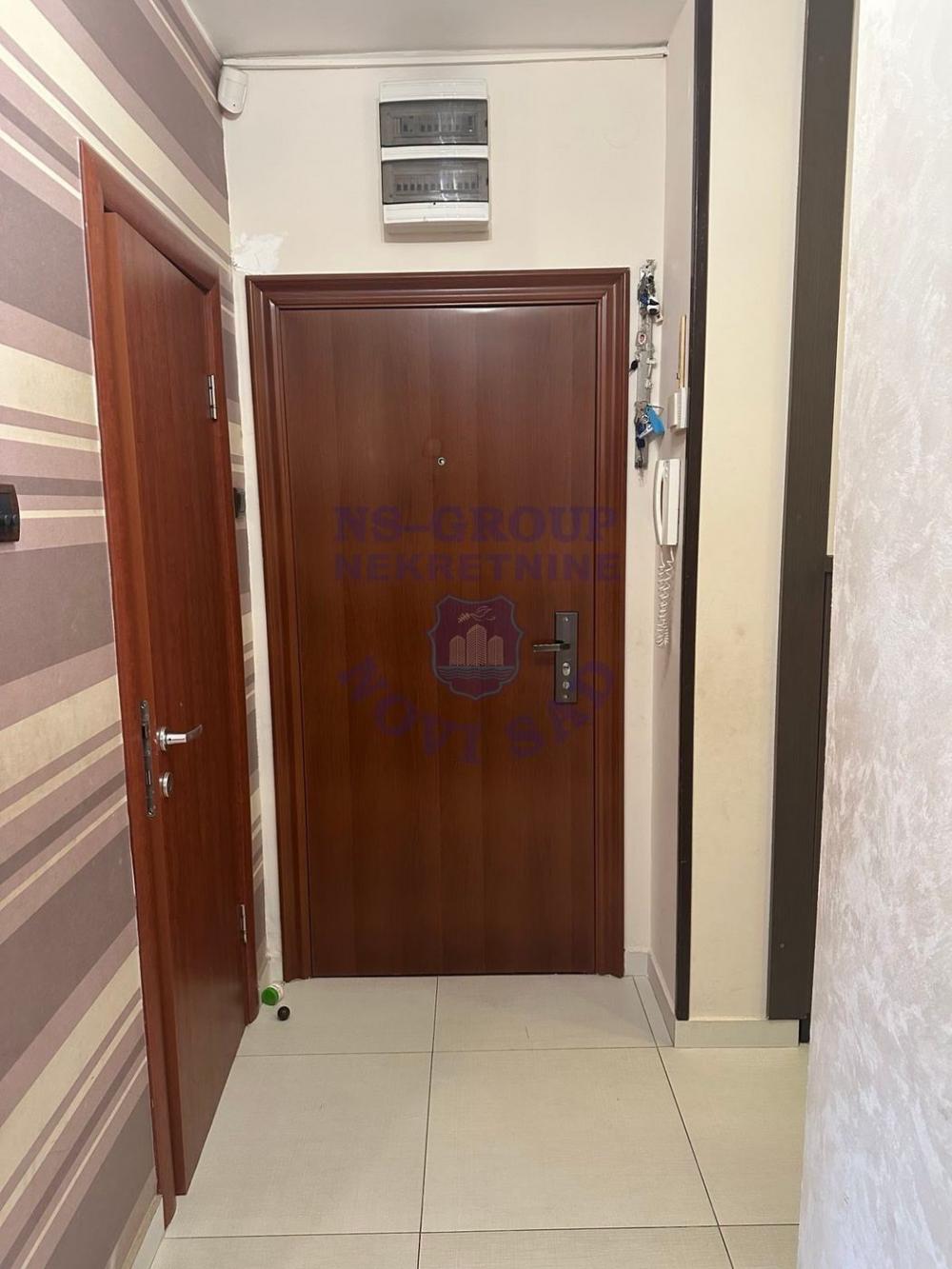 Slika 5 - Š:560692 Trosoban na Grbavici!