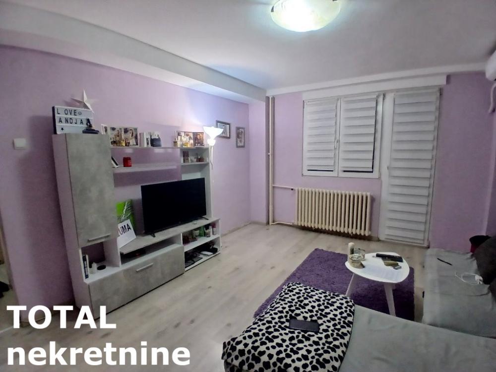 Slika 1 - Stan,NOVI SAD,ZELEZNICKA STANICA,kv: 51.00, € 131000, ID: 1101958