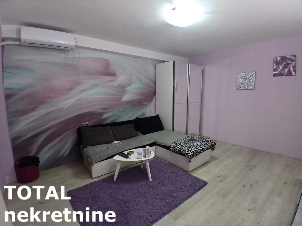 Slika 2 - Stan,NOVI SAD,ZELEZNICKA STANICA,kv: 51.00, € 131000, ID: 1101958