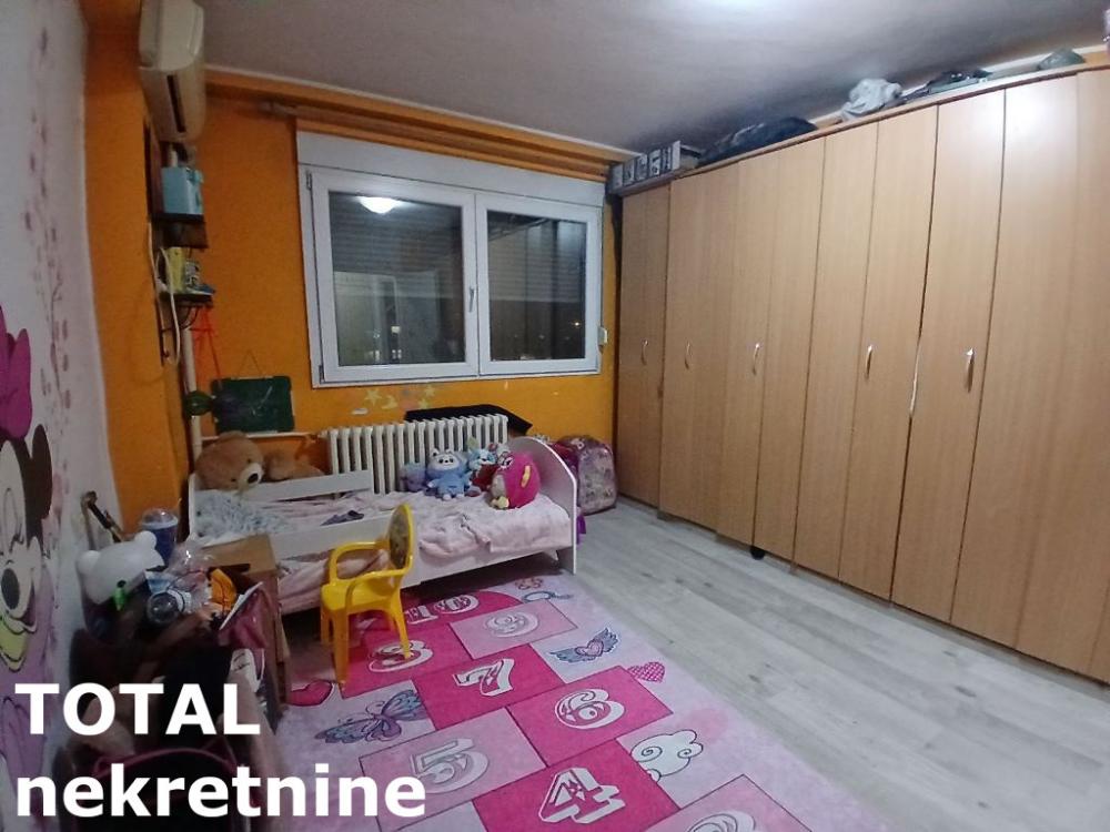 Slika 3 - Stan,NOVI SAD,ZELEZNICKA STANICA,kv: 51.00, € 131000, ID: 1101958