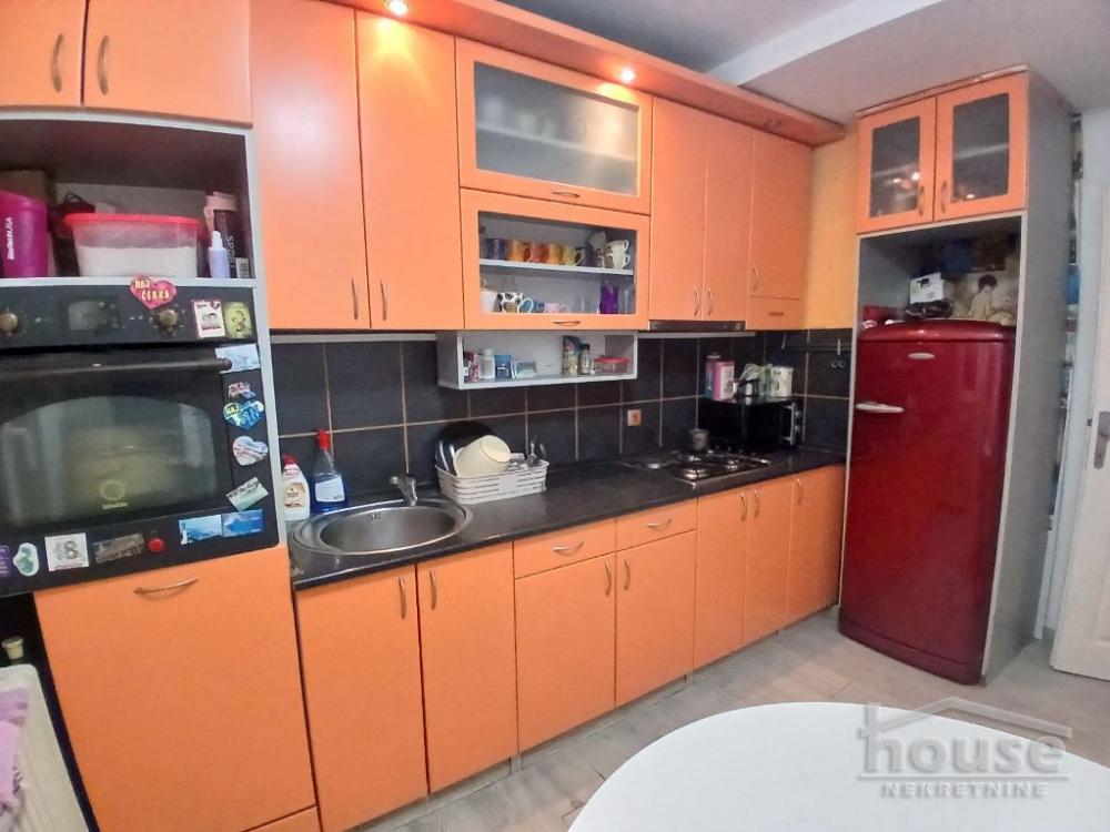 Slika 8 - Stan,NOVI SAD,ZELEZNICKA STANICA,kv: 51.00, € 131000, ID: 1065110