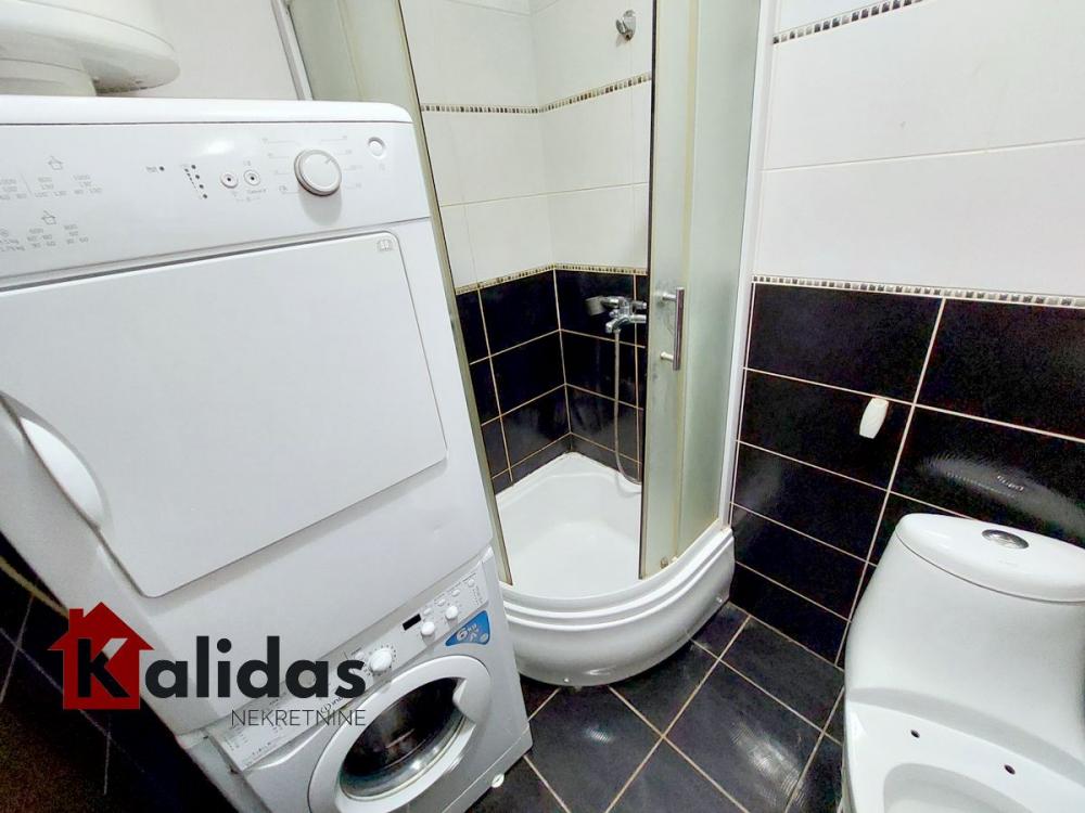 Slika 7 - Stan,NOVI SAD,TELEP,kv: 32, € 82400, ID: 1008403