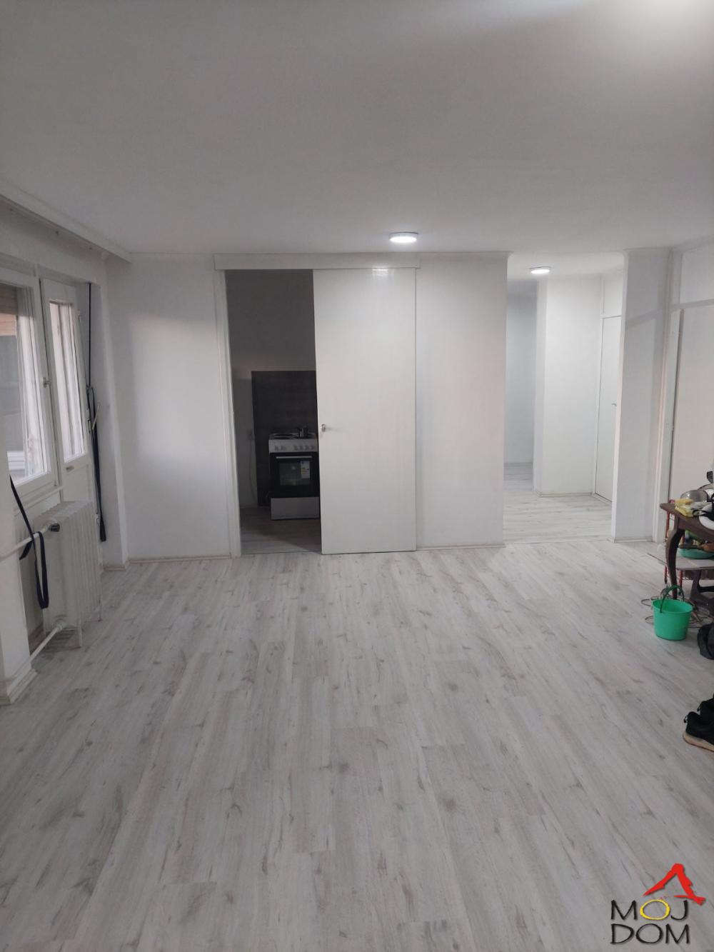 Slika 2 - Stan,NOVI SAD,LIMAN 3,kv: 78, € 241020, ID: 1031351