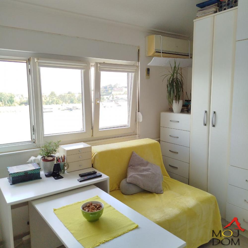 Slika 1 - Stan,NOVI SAD,KEJ,kv: 19, € 92200, ID: 1031528