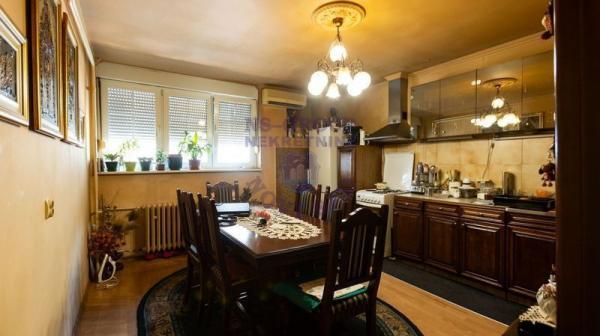 Glavna slika -546498-Fantastična struktura trosobnog stana