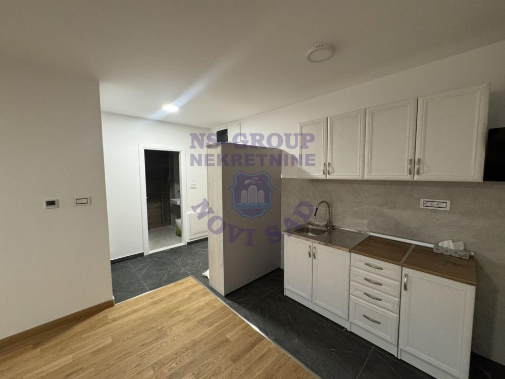 Slika 6 - Dvosoban, 45m2, Podbara Novi Sad, sa terasom, sa parkingom