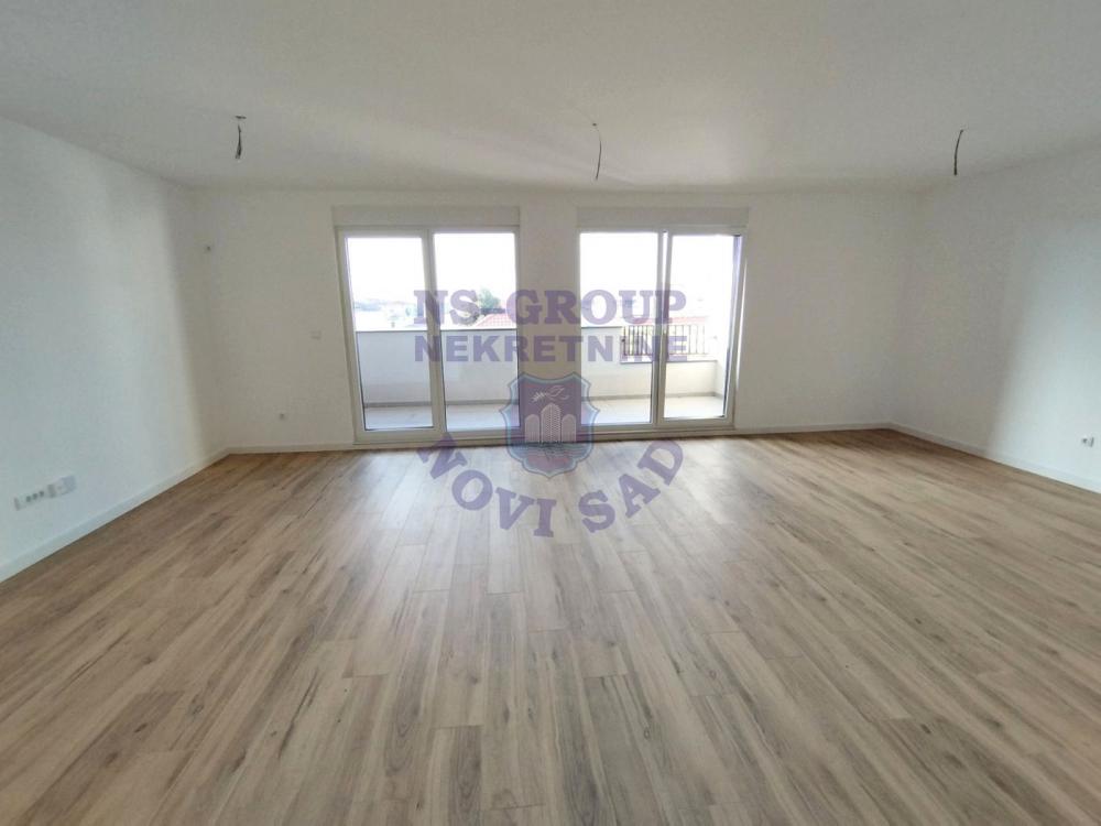 Slika 2 - Četvorosoban, 257820m2, Telep Novi Sad, sa terasom