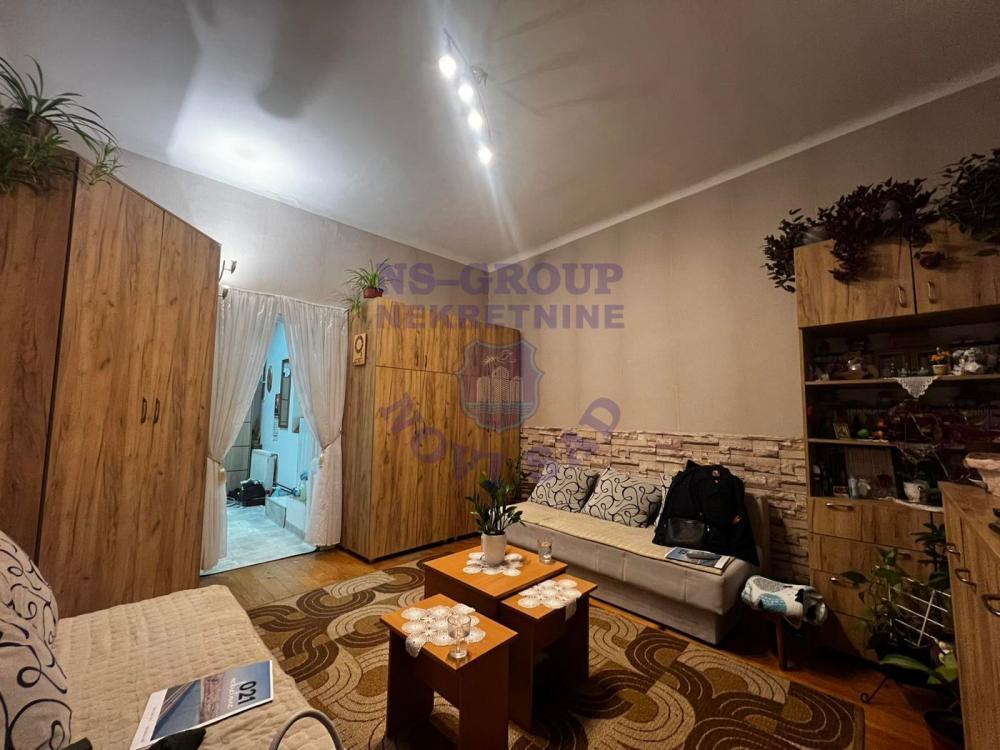 Glavna slika -560820-SOCIJALNO-DVOSOBAN-DVORIŠNI