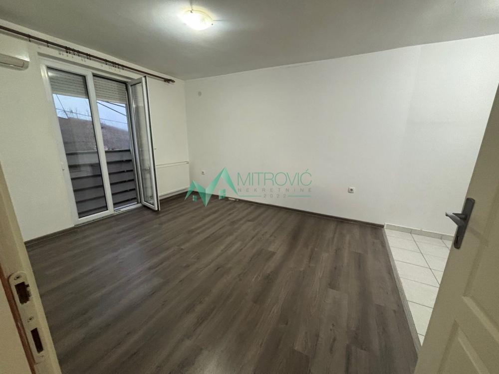 Slika 1 - Na prodaju jednoiposoban stan – moguća kupovina putem kredita za mlade 