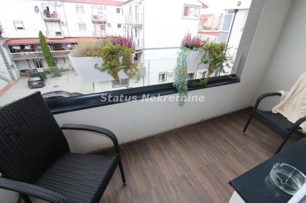 Slika 10 - Petrovaradin-Nov,Odličan Trosonab stan-sa svojim Parkink Mestom