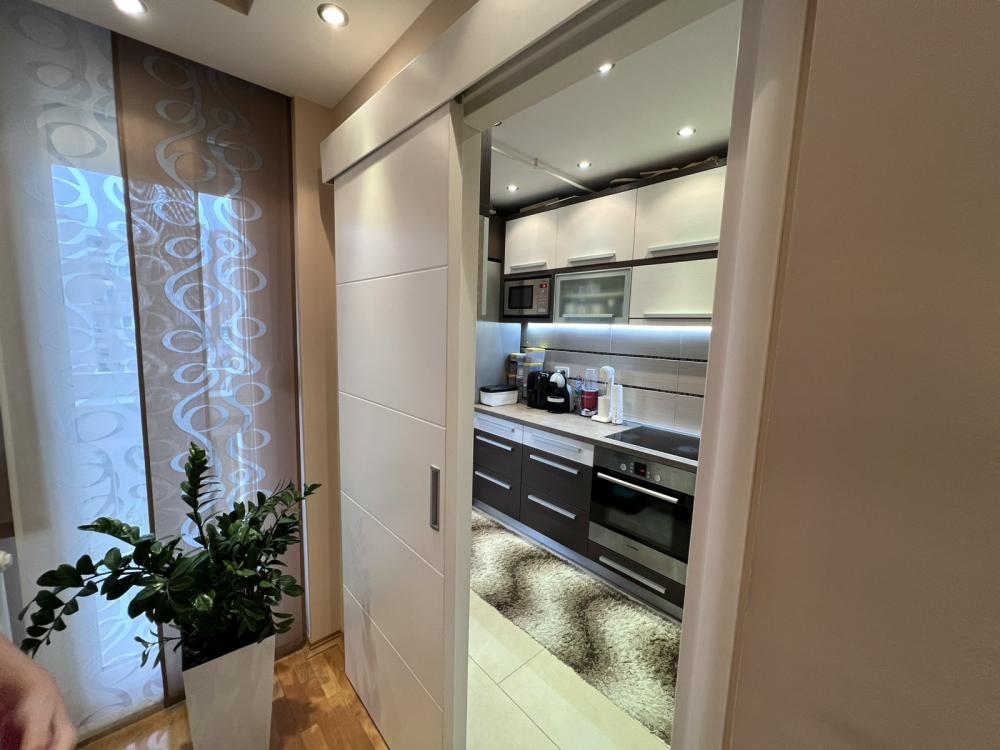 Slika 5 - Stan,NOVI SAD,LIMAN 3,kv: 78, € 231750, ID: 1019279