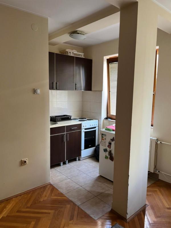 Slika 4 - Stan,NOVI SAD,CENTAR,kv: 29.00, € 89610, ID: 1059016