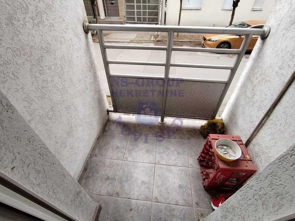 Slika 10 - Trosoban stan, funkcionalnog rasporeda, centar grada! š. 561047