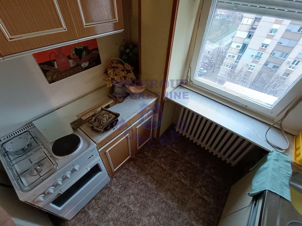 Slika 7 - Dvosoban, 65m2, Novo naselje Novi Sad, sa terasom, ima lift