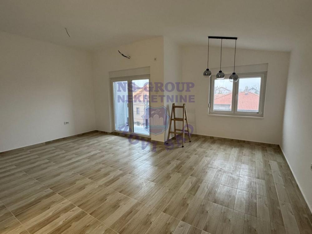 Glavna slika -Trosoban, 71m2, Klisa Novi Sad, sa terasom