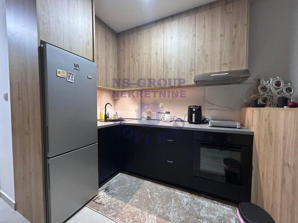 Slika 3 - Jednoiposoban, 34m2, Adice Novi Sad, sa parkingom