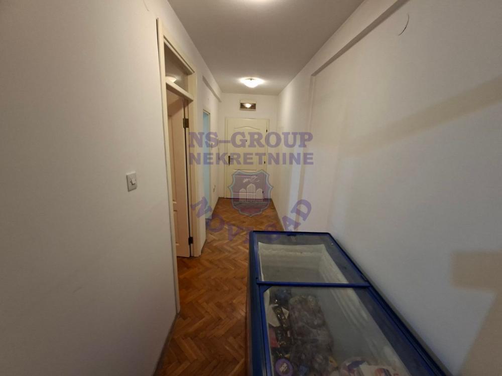 Slika 2 - Dvosoban stan na Novoj Detelinari!